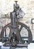 Der Dieselmotor wurde 1892 von Rudolf Diesel erfunden. Es gibt zwei und 4 Takt- Motoren. In der Zeichnung sieht man einen 4-Taktmotor.