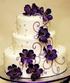 Hochzeitstorte in weiß-lila