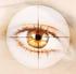 Altersbedingte Makuladegeneration (AMD): Weltweit erste Implantation einer Argus II Netzhautprothese am Manchester Royal Eye Hospital