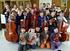 23 Schüler lernen gleichzeitig Kontrabass, Cello, Geige und Bratsche