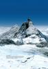 Das Matterhorn Perspektivische Ansicht auf die schneebedeckte Ostwand des Meter hohen Matterhorns. Höchstauflösende Erdbeobachtungsdaten in